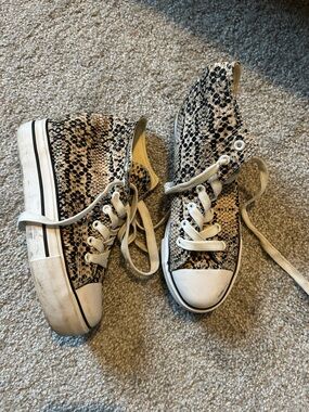 Olivia Miller Beige Snake-Print High-Top Sneakers